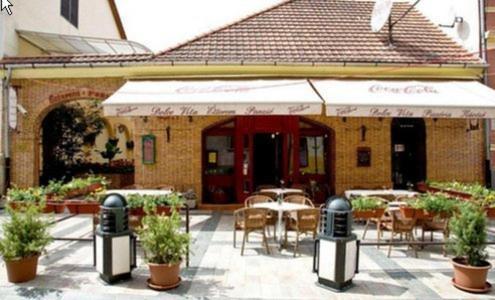 Dolce Vita Panzio Miskolc Exterior photo